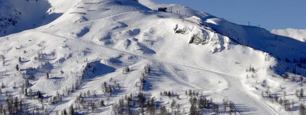 Der Gamskogel in Zauchensee mit der Schwarzwandbahn.