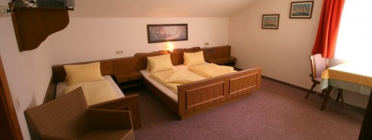 General information about your stay at Pension Fam. Naschenweng