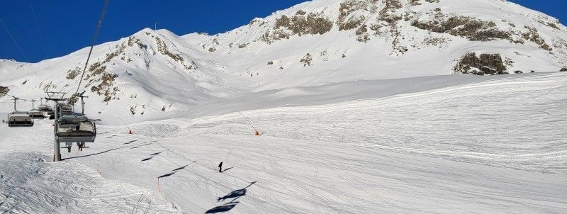 Perfectly groomed slopes for beginners.