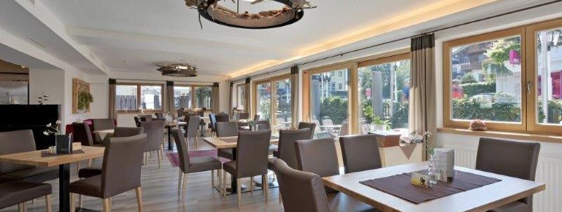 Hotel Hochfilzer Ellmau am Wilden Kaiser Tirol Wintergarten