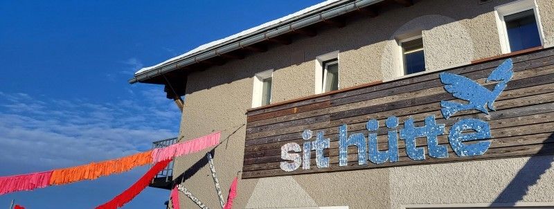 At the Sit Hütte, you can enjoy the sun for the longest time.