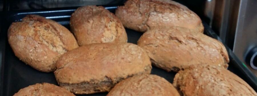 Selbstgebackenes Brot