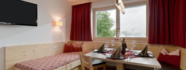 Ferienwohnung Granat / Wohnküche