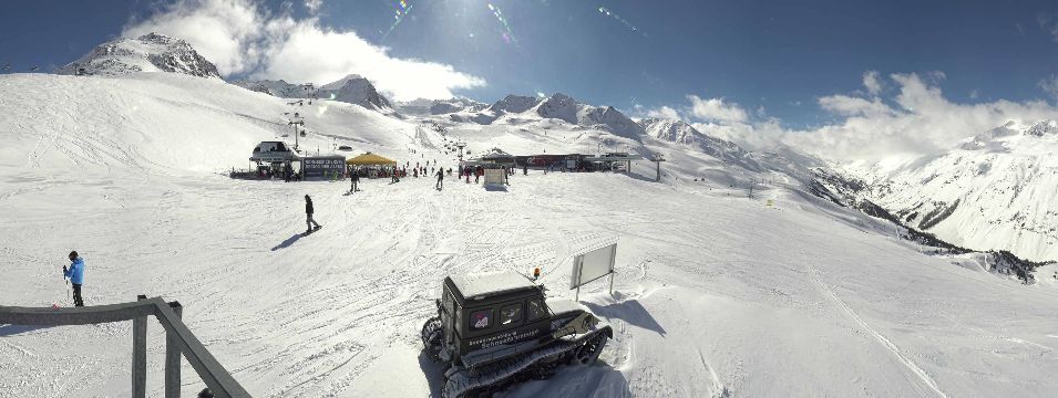 Noch strahlt die Sonne über Obergurgl Hochgurgl. Am Samstag werden hier 15 Zentimeter Neuschnee erwartet.