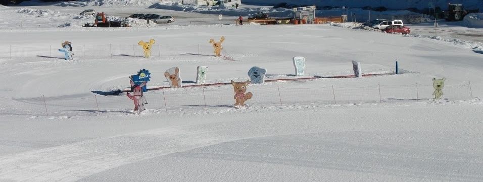 einfach mit dem Förderband hoch - und viel Spass bei der Abfahrt