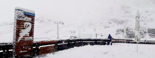 Mächtig Neuschnee wird bis Dienstag auch am bereits geöffneten Kaunertaler Gletscher erwartet.