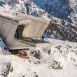 Das Messner Mountain Museum am Kronplatz widmet sich dem Bergsteigen.