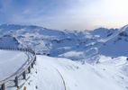 Webcam located at: Grossglockner High Alpine Road - Edelweißspitze