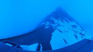 Archiviertes Webcam Bild: Sölden Rettenbachgletscher: Weltcupstrecke an der Schwarze Schneid Bahn am 10.06.2026 um 04:51 Uhr