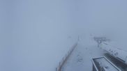Archiviertes Webcam Bild: Sölden Rettenbachgletscher: Weltcupstrecke an der Schwarze Schneid Bahn am 10.06.2026 um 07:51 Uhr