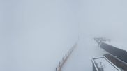 Archiviertes Webcam Bild: Sölden Rettenbachgletscher: Weltcupstrecke an der Schwarze Schneid Bahn am 10.06.2026 um 12:51 Uhr