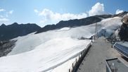 Archived webcam image showing Schwarze Schneid Gondola Rettenbach Glacier on 1 Aug 2026 at 10:24