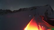 Archived webcam image showing Schwarze Schneid Gondola Rettenbach Glacier on 26 Feb 2026 at 04:23