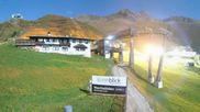 Archiviertes Webcam Bild: Hochsölden: Blick aufs Dorf am 01.10.2026 um 00:15 Uhr