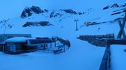 Archiviertes Webcam Bild: Sölden: Tiefenbachgletscher Talstation und Parkplatz am 12.04.2026 um 20:39 Uhr