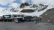 Archived webcam image showing Tiefenbachgletscher Sölden on 7 Jun 2026 at 12:07