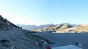 Archiviertes Webcam Bild: Sölden: Tiefenbachgletscher Talstation und Parkplatz am 12.07.2026 um 06:15 Uhr