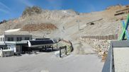 Archiviertes Webcam Bild: Sölden: Tiefenbachgletscher Talstation und Parkplatz am 26.08.2026 um 12:57 Uhr