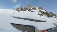 Archiviertes Webcam Bild: Sölden Rettenbachgletscher: Weltcuptribüne und Talstation am 12.04.2026 um 08:52 Uhr