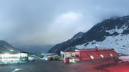Archiviertes Webcam Bild: Sölden Rettenbachgletscher: Weltcuptribüne und Talstation am 28.05.2026 um 00:03 Uhr