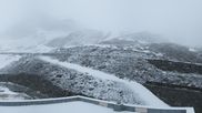 Archiviertes Webcam Bild: Sölden Rettenbachgletscher: Weltcuptribüne und Talstation am 10.06.2026 um 08:12 Uhr