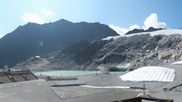 Archived webcam image showing Rettenbachgletscher Sölden on 1 Aug 2026 at 10:27