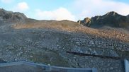 Archiviertes Webcam Bild: Sölden Rettenbachgletscher: Weltcuptribüne und Talstation am 26.08.2026 um 07:57 Uhr