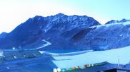 Archived webcam image showing Rettenbachgletscher Sölden on 19 Oct 2026 at 07:47