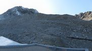 Archived webcam image showing Rettenbachgletscher Sölden on 19 Oct 2026 at 16:47