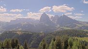 Archiviertes Webcam Bild: Bergstation Seiser Alm am 28.05.2026 um 10:05 Uhr