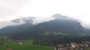 Archiviertes Webcam Bild: SkiWelt Wilder Kaiser - Brixental: Blick auf Söll am 12.04.2026 um 18:09 Uhr
