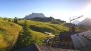 Archiviertes Webcam Bild: Oberlech: Hotel Goldener Berg am 12.07.2026 um 07:21 Uhr