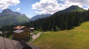 Archiviertes Webcam Bild: Oberlech: Hotel Goldener Berg am 12.07.2026 um 14:21 Uhr