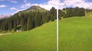 Archived webcam image showing Hotel Goldener Berg: village view Oberlech on 29 Jul 2026 at 10:23
