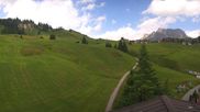 Archiviertes Webcam Bild: Oberlech: Hotel Goldener Berg am 21.07.2026 um 12:23 Uhr