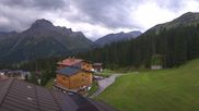 Archived webcam image showing Hotel Goldener Berg: village view Oberlech on 5 Sep 2026 at 08:23