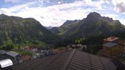 Archived webcam image showing Hotel Goldener Berg: village view Oberlech on 7 Sep 2026 at 14:17