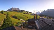 Archived webcam image showing Hotel Goldener Berg: village view Oberlech on 12 Sep 2026 at 08:03