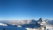 Archiviertes Webcam Bild: Zermatt Kleinmatterhorn: Gletscherskigebiet am 28.05.2026 um 07:33 Uhr