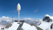 Archiviertes Webcam Bild: Zermatt Kleinmatterhorn: Gletscherskigebiet am 28.05.2026 um 12:33 Uhr