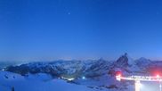 Archiviertes Webcam Bild: Zermatt Kleinmatterhorn: Gletscherskigebiet am 21.05.2026 um 04:23 Uhr