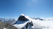 Archived webcam image showing Kleinmatterhorn on 4 Jul 2026 at 10:43
