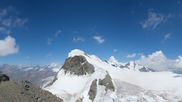 Archiviertes Webcam Bild: Zermatt Kleinmatterhorn: Gletscherskigebiet am 12.07.2026 um 16:37 Uhr