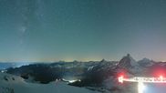 Archiviertes Webcam Bild: Zermatt Kleinmatterhorn: Gletscherskigebiet am 10.10.2026 um 22:54 Uhr