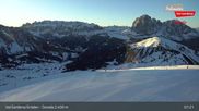 Archived webcam image showing Seceda - Val Gardena / Gröden on 26 Feb 2026 at 07:33