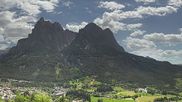 Archiviertes Webcam Bild: Panoramablick Seis am Schlern am 28.05.2026 um 14:05 Uhr