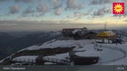 Archived webcam image showing Top station Fronalpstock on 6 Apr 2026 at 07:37