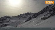 Archiviertes Webcam Bild: Stubaier Gletscher: Bergstation Eisgrat am 12.04.2026 um 09:34 Uhr