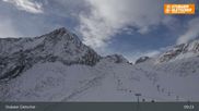 Archived webcam image showing Top Station Eisgrat Gondola on 24 Oct 2026 at 09:55