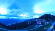 Archived webcam image showing Hauser Kaibling: Panoramic view at top station Senderbahn on 8 Jul 2026 at 04:24